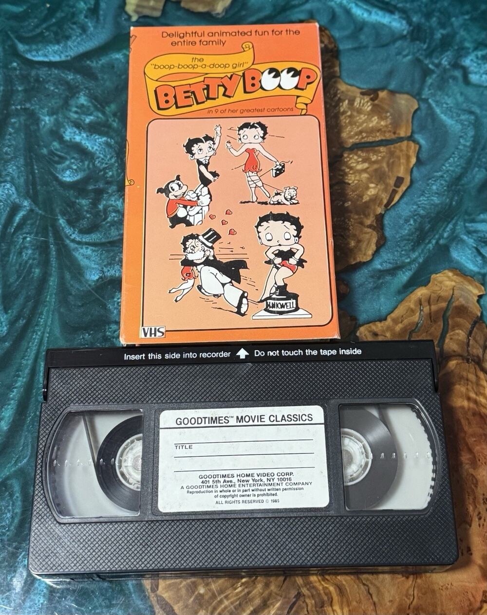 Betty Boop the Boop-Boop-a-Doop girl VHS 1985 GoodTimes Home Video Rare Film